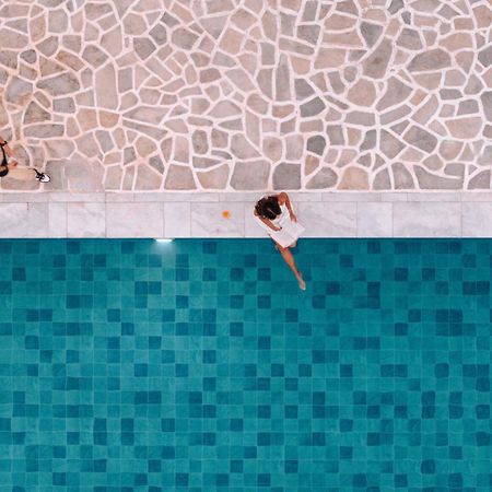 Pnoi Hotel Logaras Ngoại thất bức ảnh