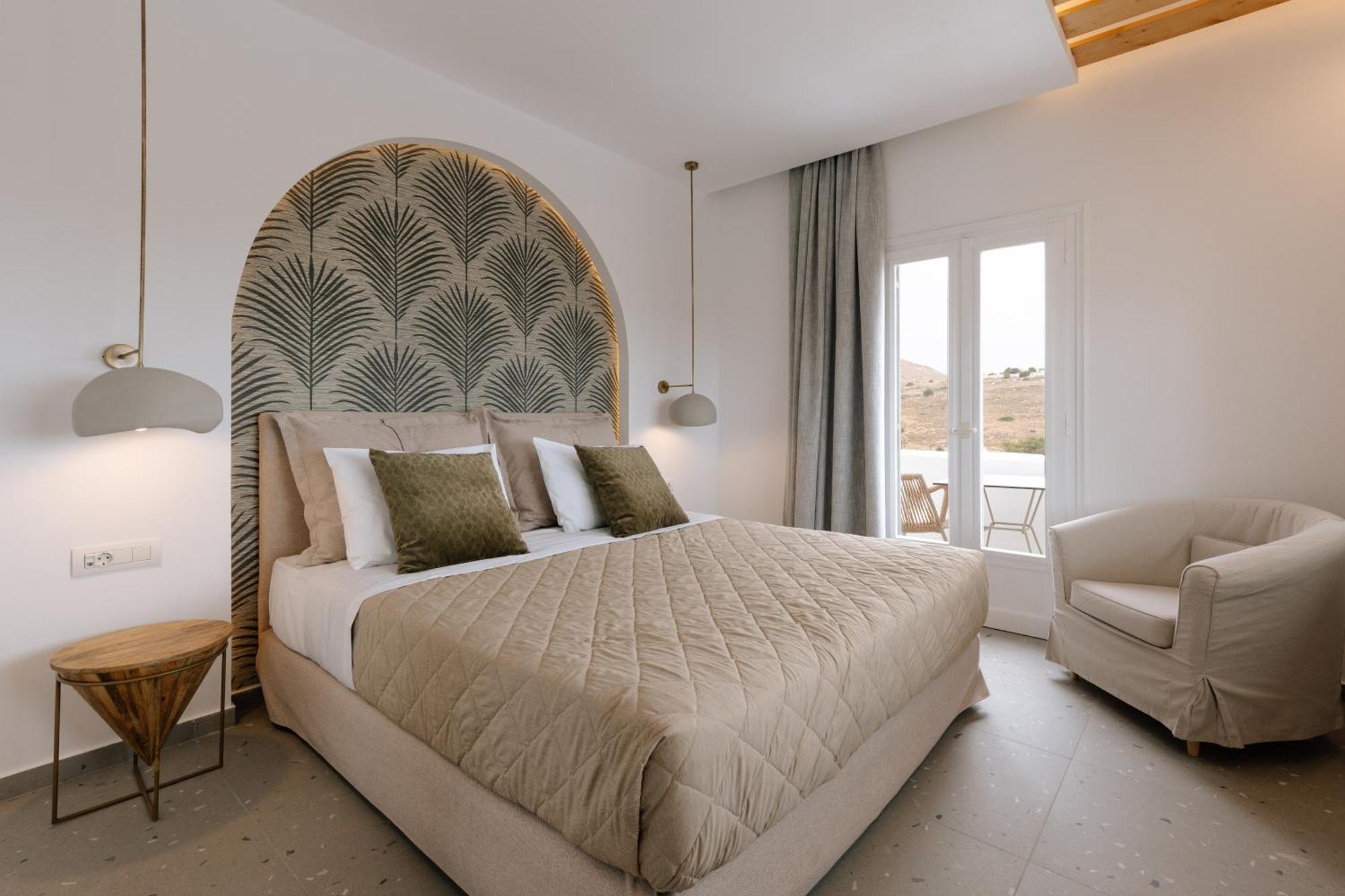 Pnoi Hotel Logaras Ngoại thất bức ảnh