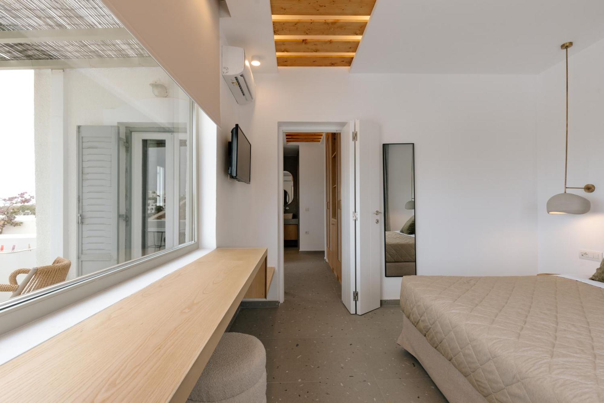 Pnoi Hotel Logaras Ngoại thất bức ảnh